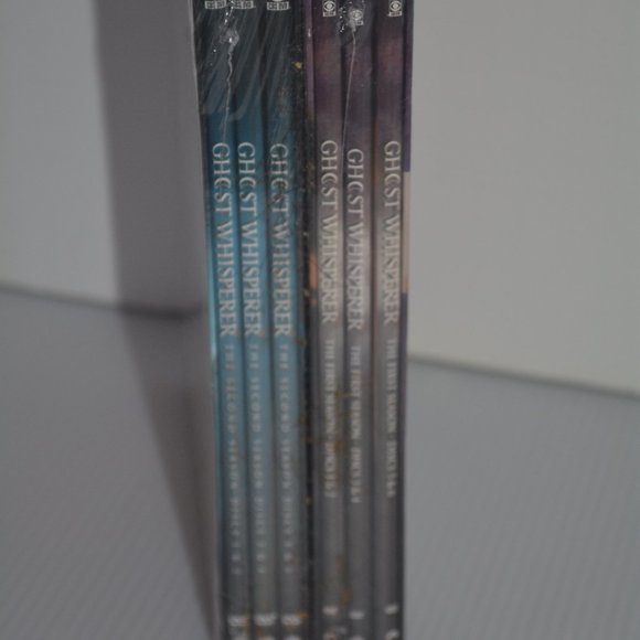 Ghost Whisperer The Complete First & Second Season DVD Jennifer Love Hewitt NEW - Picture 3 of 8